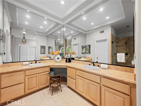 4 Huntington Court, Newport Beach, CA