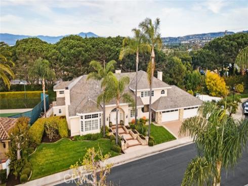 4 Huntington Court, Newport Beach, CA