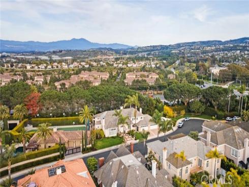 4 Huntington Court, Newport Beach, CA