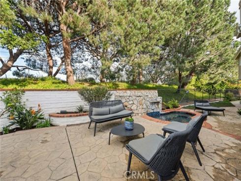 4 Huntington Court, Newport Beach, CA