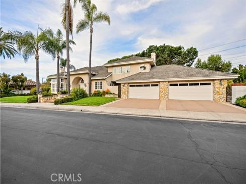 4 Huntington Court, Newport Beach, CA