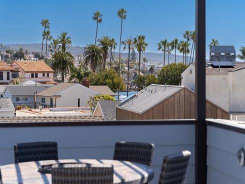 2117 Miramar Drive, Newport Beach, CA