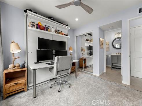 10 Serena Court, Newport Beach, CA