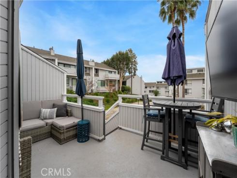 10 Serena Court, Newport Beach, CA