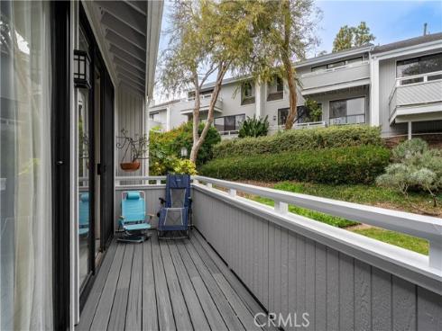 10 Serena Court, Newport Beach, CA