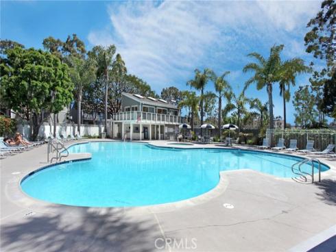10 Serena Court, Newport Beach, CA