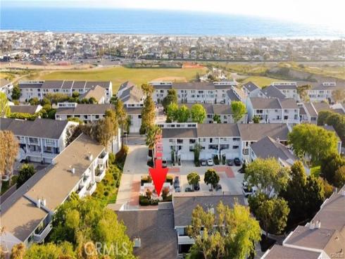 10 Serena Court, Newport Beach, CA