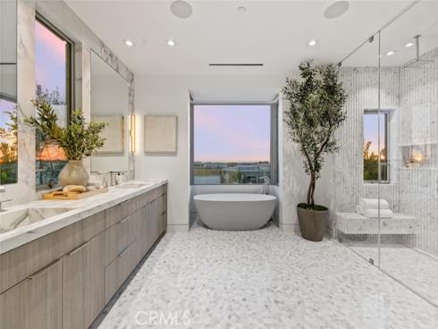 1399 Galaxy Drive, Newport Beach, CA