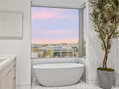 1399 Galaxy Drive, Newport Beach, CA