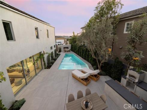 1399 Galaxy Drive, Newport Beach, CA