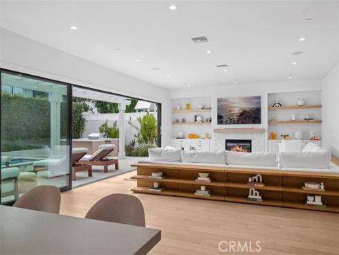 1423 Mariners Drive, Newport Beach, CA