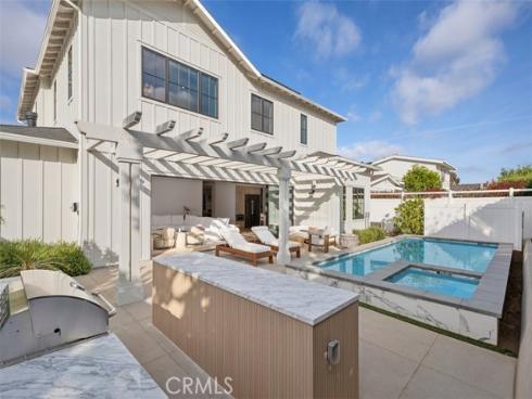 1423 Mariners Drive, Newport Beach, CA
