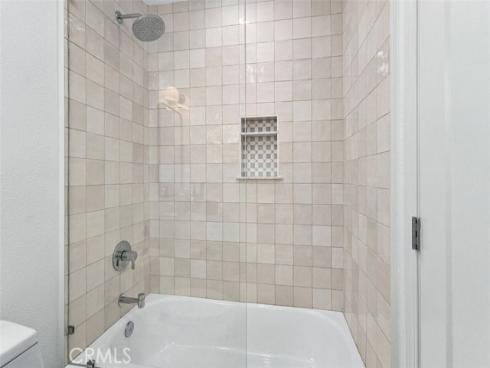 24 Corsica Drive, Newport Beach, CA