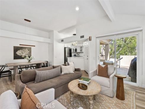24 Corsica Drive, Newport Beach, CA