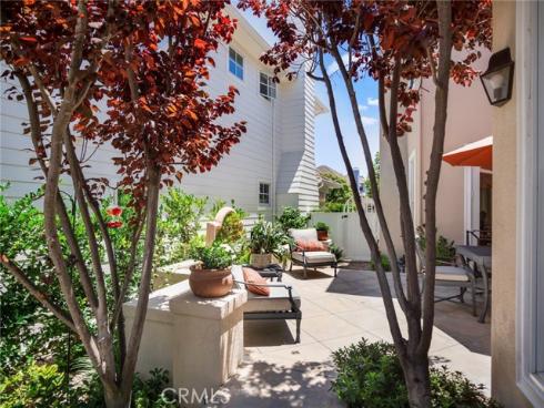 61 Old Course Drive, Newport Beach, CA