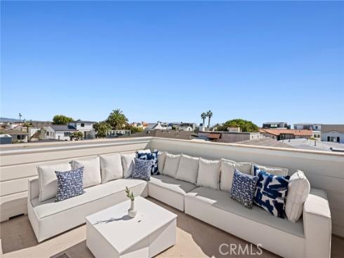 1577 Miramar Drive, Newport Beach, CA