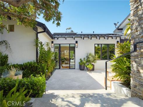 22 Cherry Hills Lane, Newport Beach, CA