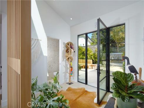 22 Cherry Hills Lane, Newport Beach, CA