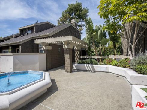 38 Sea Island Drive, Newport Beach, CA