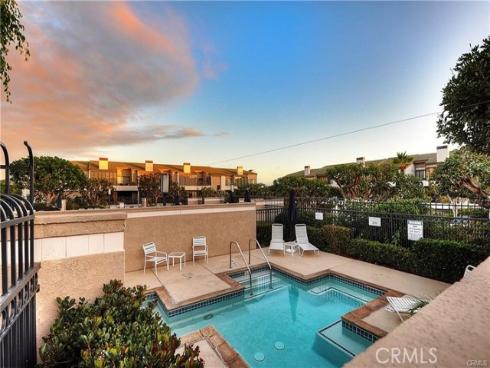 210 Lille 208 Lane, Newport Beach, CA