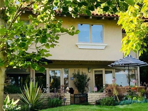 539  Vista Flora  , Newport Beach, CA