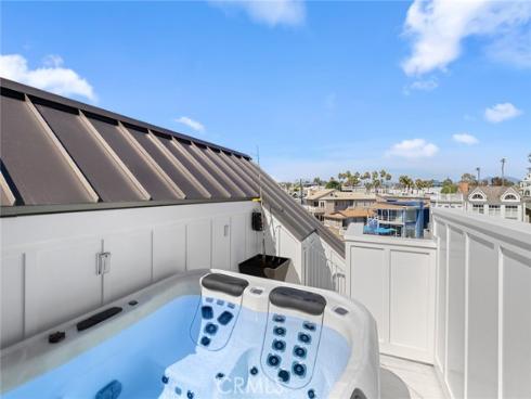 3304 Marcus , Newport Beach, CA