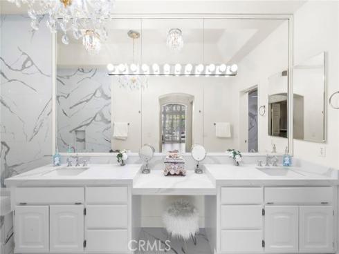 15 Sea Cove , Newport Beach, CA