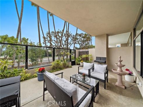 15 Sea Cove , Newport Beach, CA