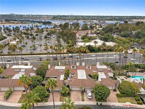 15 Sea Cove , Newport Beach, CA