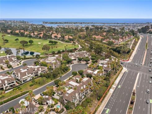15 Sea Cove , Newport Beach, CA
