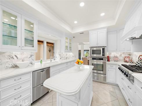 15 Sea Cove , Newport Beach, CA