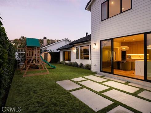 2012 Port Chelsea , Newport Beach, CA