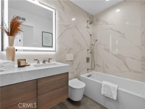 78  Pelican   Court, Newport Beach, CA