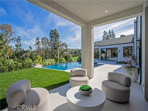 76 Hillcrest Lane, Newport Beach, CA