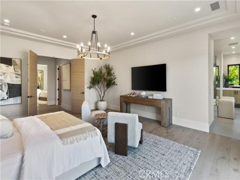 76 Hillcrest Lane, Newport Beach, CA