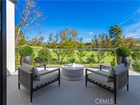 76 Hillcrest Lane, Newport Beach, CA