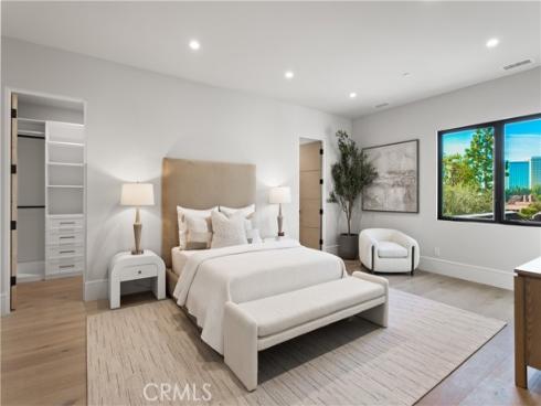 76 Hillcrest Lane, Newport Beach, CA