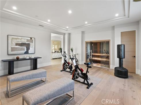 76 Hillcrest Lane, Newport Beach, CA