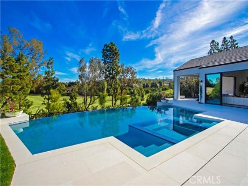 76 Hillcrest Lane, Newport Beach, CA