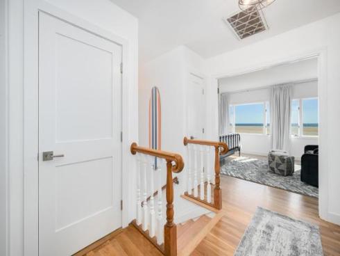 206 E Oceanfront , Newport Beach, CA