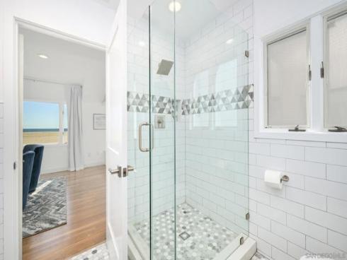 206 E Oceanfront , Newport Beach, CA