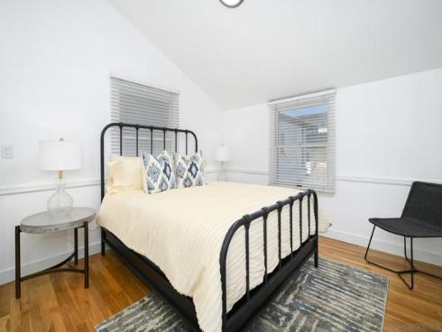 206 E Oceanfront , Newport Beach, CA