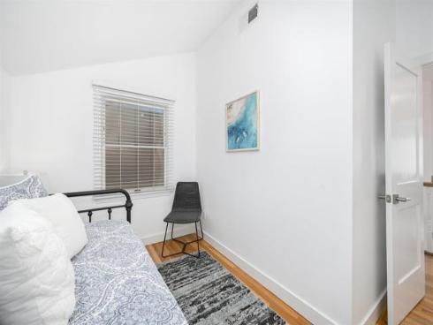 206 E Oceanfront , Newport Beach, CA