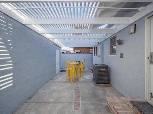 206 E Oceanfront , Newport Beach, CA