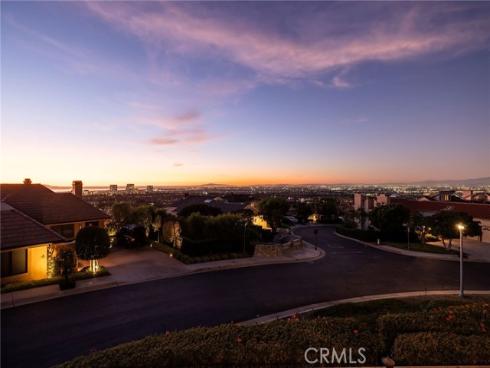 39 Harbor Ridge , Newport Beach, CA