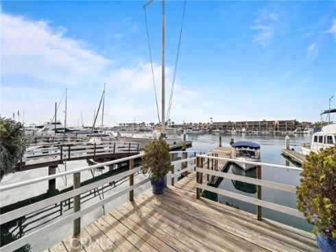 205  Via Lido Soud  , Newport Beach, CA