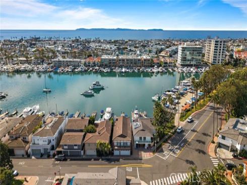 205  Via Lido Soud  , Newport Beach, CA