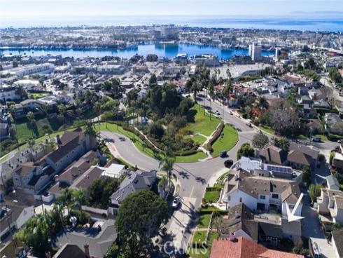 415 San Bernardino , Newport Beach, CA