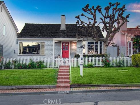 415 San Bernardino , Newport Beach, CA