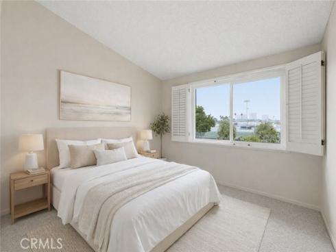 2225 Vista Huerta , Newport Beach, CA